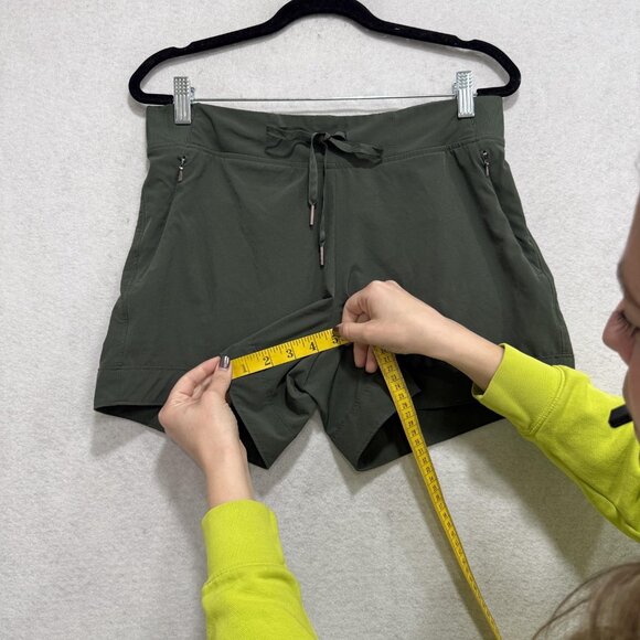 CALIA by Carrie Underwood Shorts Womens Medium Green Drawstring Zip Pockets - Picture 4 of 8